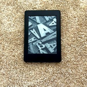 Amazon Kindle Paperwhite 3 e-Reader